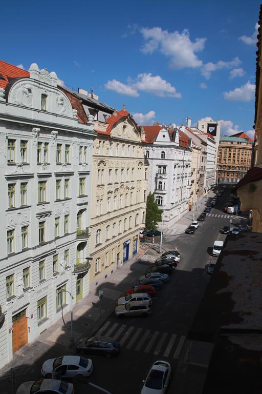 Apartment Rimska 34 Praga Zewnętrze zdjęcie