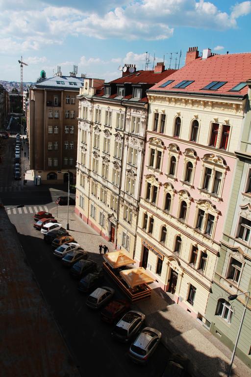 Apartment Rimska 34 Praga Zewnętrze zdjęcie