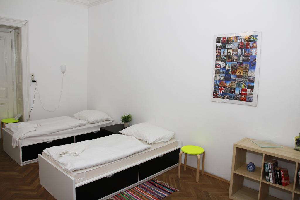 Apartment Rimska 34 Praga Zewnętrze zdjęcie